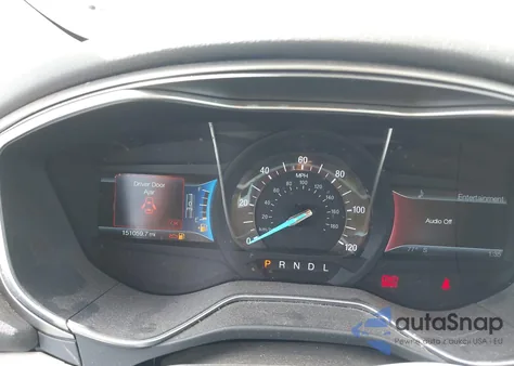 2014 Ford Fusion Energi Se Luxury z USA, uszkodzony, nr VIN 3FA6P0PUXER234528